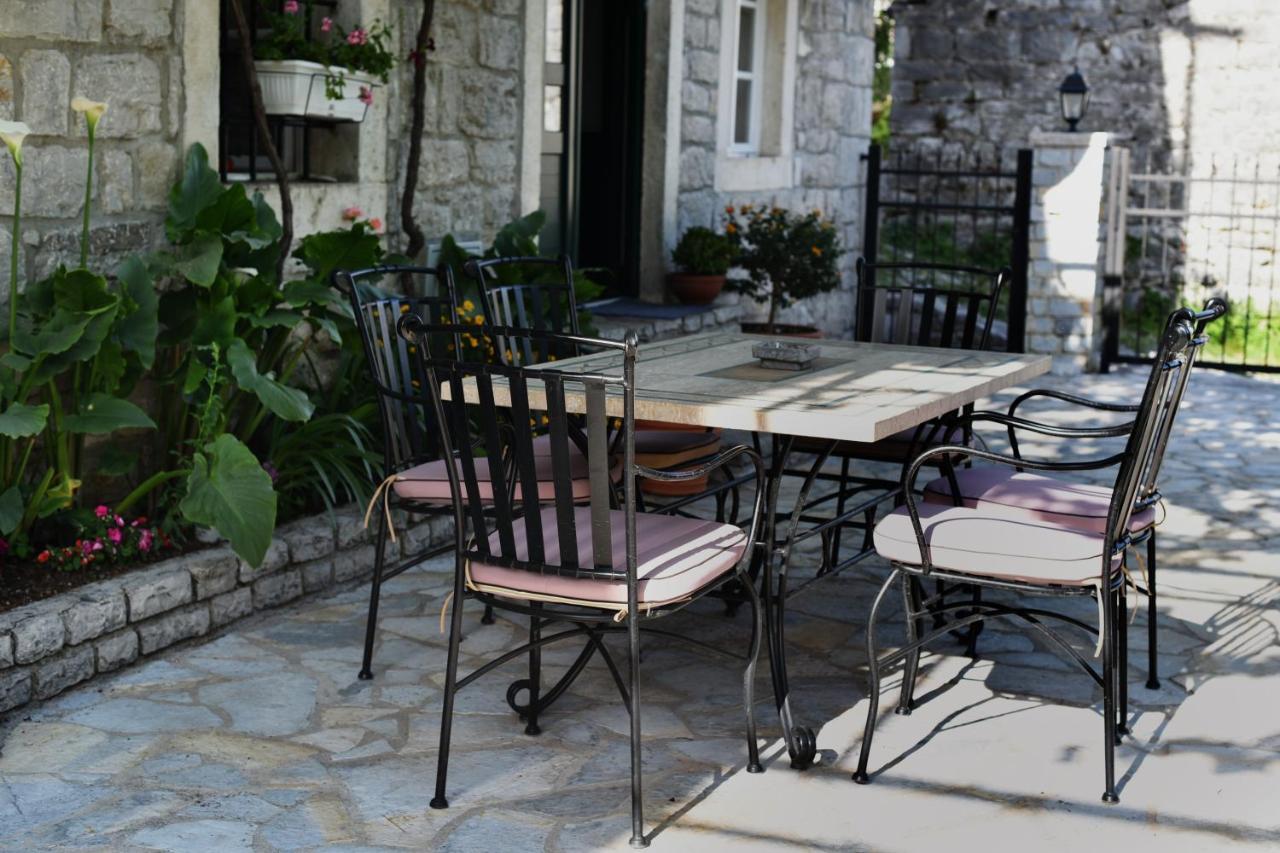 Apartmán Stone House Morinj Kotor Exteriér fotografie